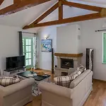 Vila Zelda *
